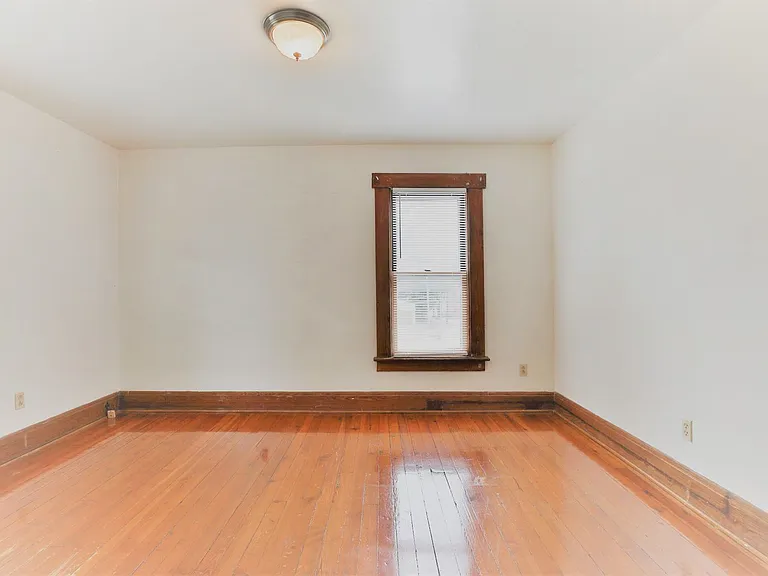 23 E Blake Ave — Photo 16