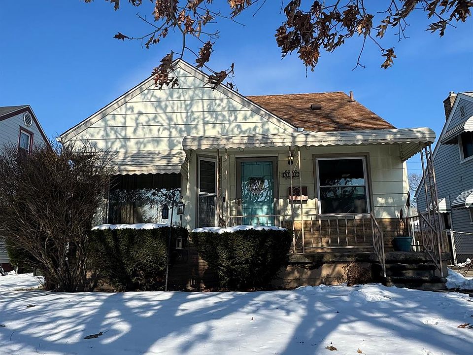 1st image of 450 Mayflower Ave