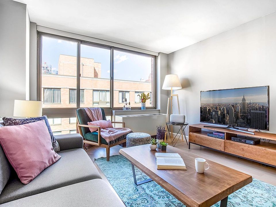 1st image of 130 W 15th St APT 12M
