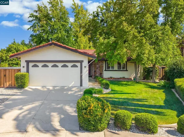 1924 Woodmoor Ct, Concord, CA 94518