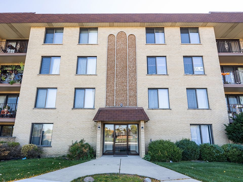 1st image of 5447 W Lawrence Ave APT 403