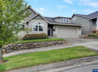 2404 Cherry Blossom Dr NW, Salem, OR 97304
