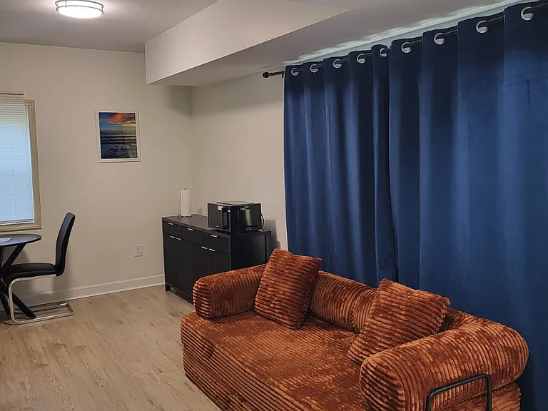 1521 Anthony Dr — Photo 22