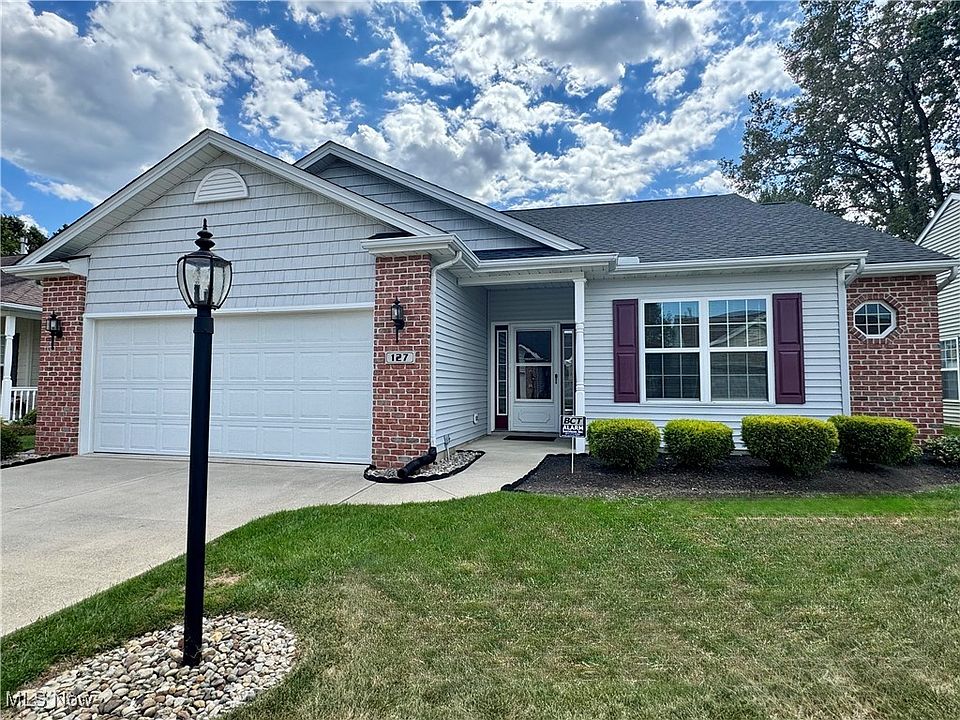 1st image of 127 Richmond Ct