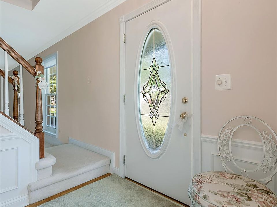 1875 Fordham Dr, photo 18
