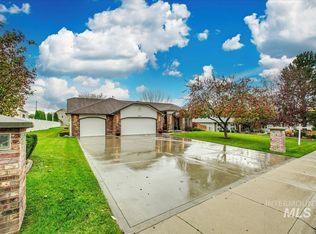 15111 Kings Row Rd, Caldwell, ID 83607