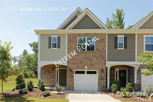 3 bed, 2.5 bath, 1800 sqft, $1,995 — Photo 2