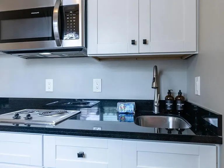 847 Beryl St — Photo 12