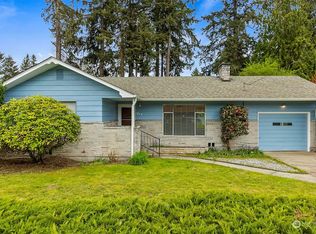 1215 Warner St NE, Olympia, WA 98516