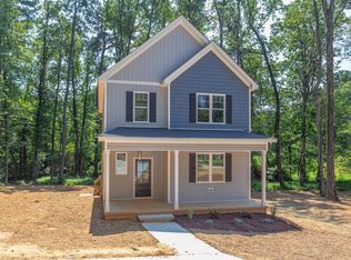 206 Cardinal Ct, Oxford, NC 27565