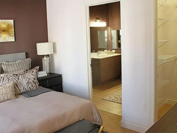 3rd image of 120 Park Plaza Dr APT 3115