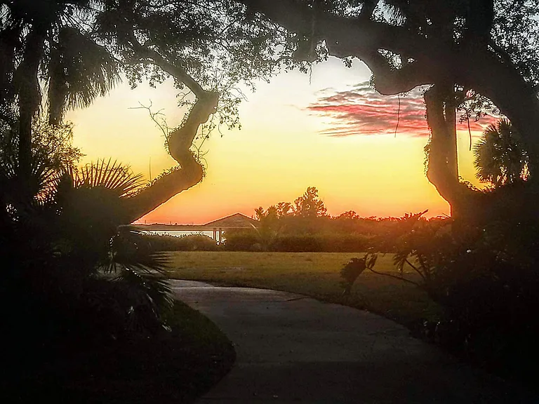1 minute to Sunset. Bring your wine!