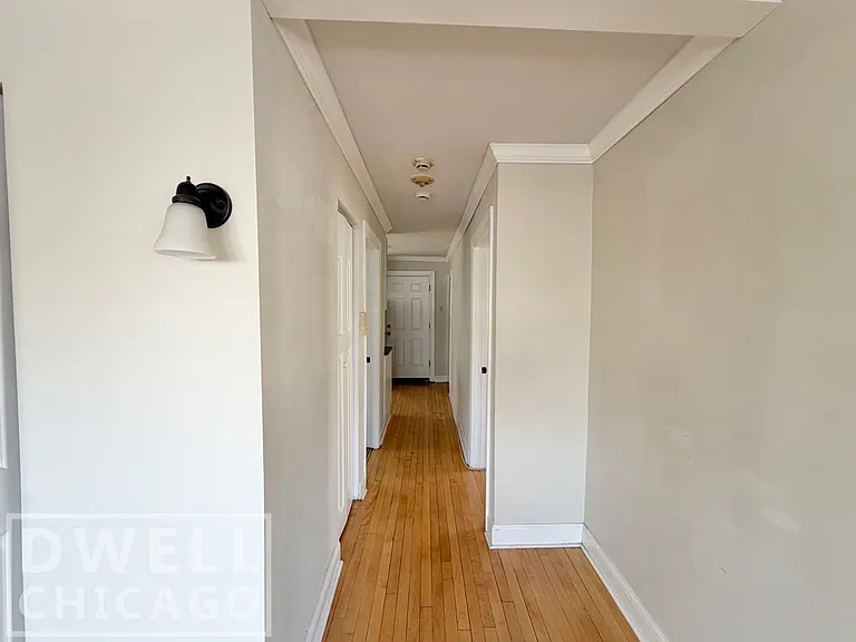 731-33 Elm St #302 — Photo 8