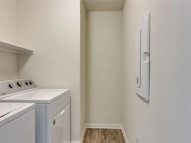 15912 Windroot St — Photo 27