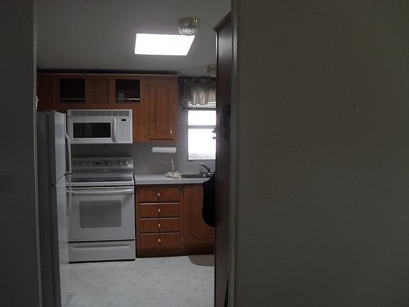 2nd image of 1502 E Muriel Dr