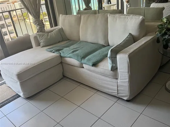 2625 Collins Ave APT 1702, Miami Beach, FL 33140