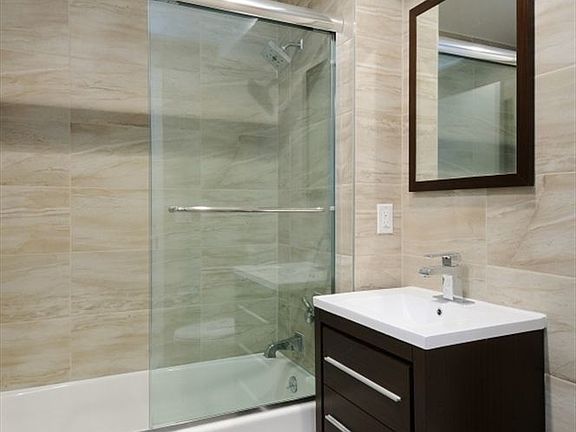 4th image of 207 W 115th St APT 4