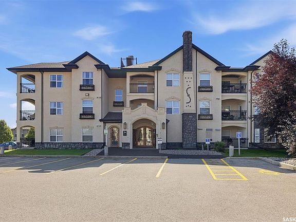 2nd image of UNIT 104A-415 Hunter ROAD