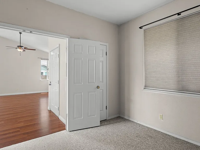 957 McCoy Creek Cir — Photo 9
