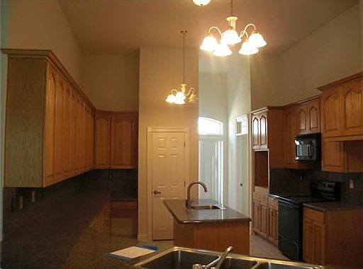 3rd image of 245 Bayou Gentilly Ln