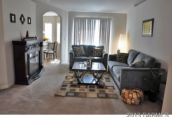 3rd image of 252 E Fountain Lake Blvd