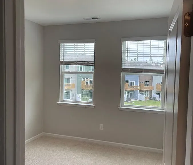 2822 Saltaire Ave — Photo 39