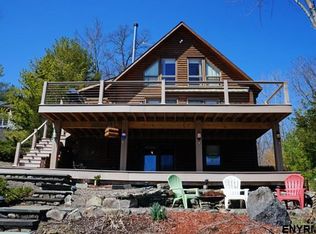 1265 Sleepy Hollow Rd, Athens, NY 12015