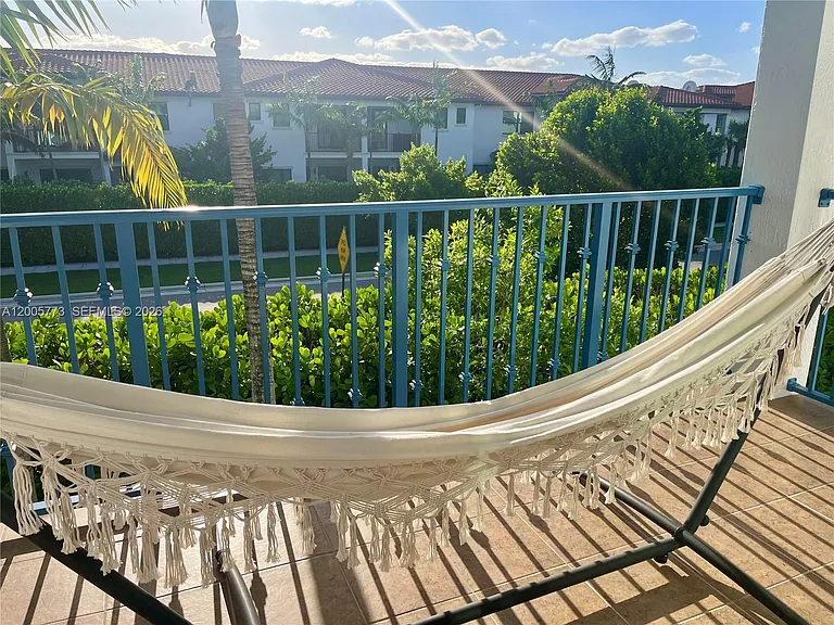 1346 SW 113th Ter #1346 — Photo 32