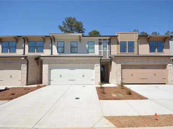 1147 Lucan Ln, Lawrenceville, GA 30043