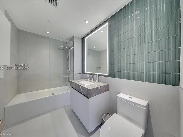 500 Alton Rd #1405 — Photo 14