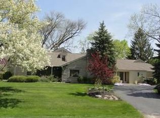 2720 Leeds Rd, Columbus, OH 43221