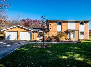 2 Lee Dr, Cranberry Twp, PA 16066