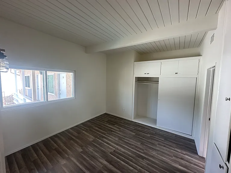 1616 E Sycamore Ave #12 — Photo 3