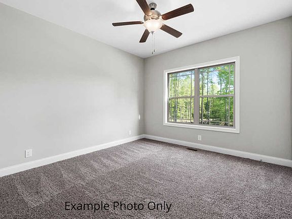 4th image of 5 Savannah Gln