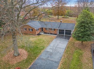 400 Coventry Ct, Lexington, KY 40503