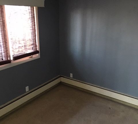 3rd image of 950 Sherman St #4