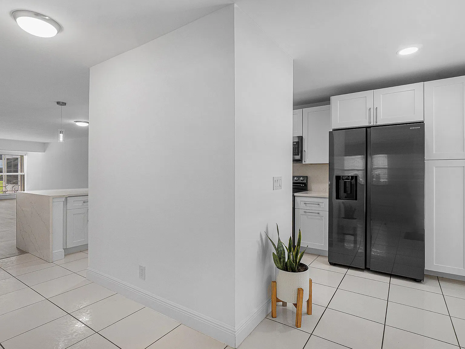 2 bed, 2.0 bath, 1167 sqft, $2,195 — Photo 3