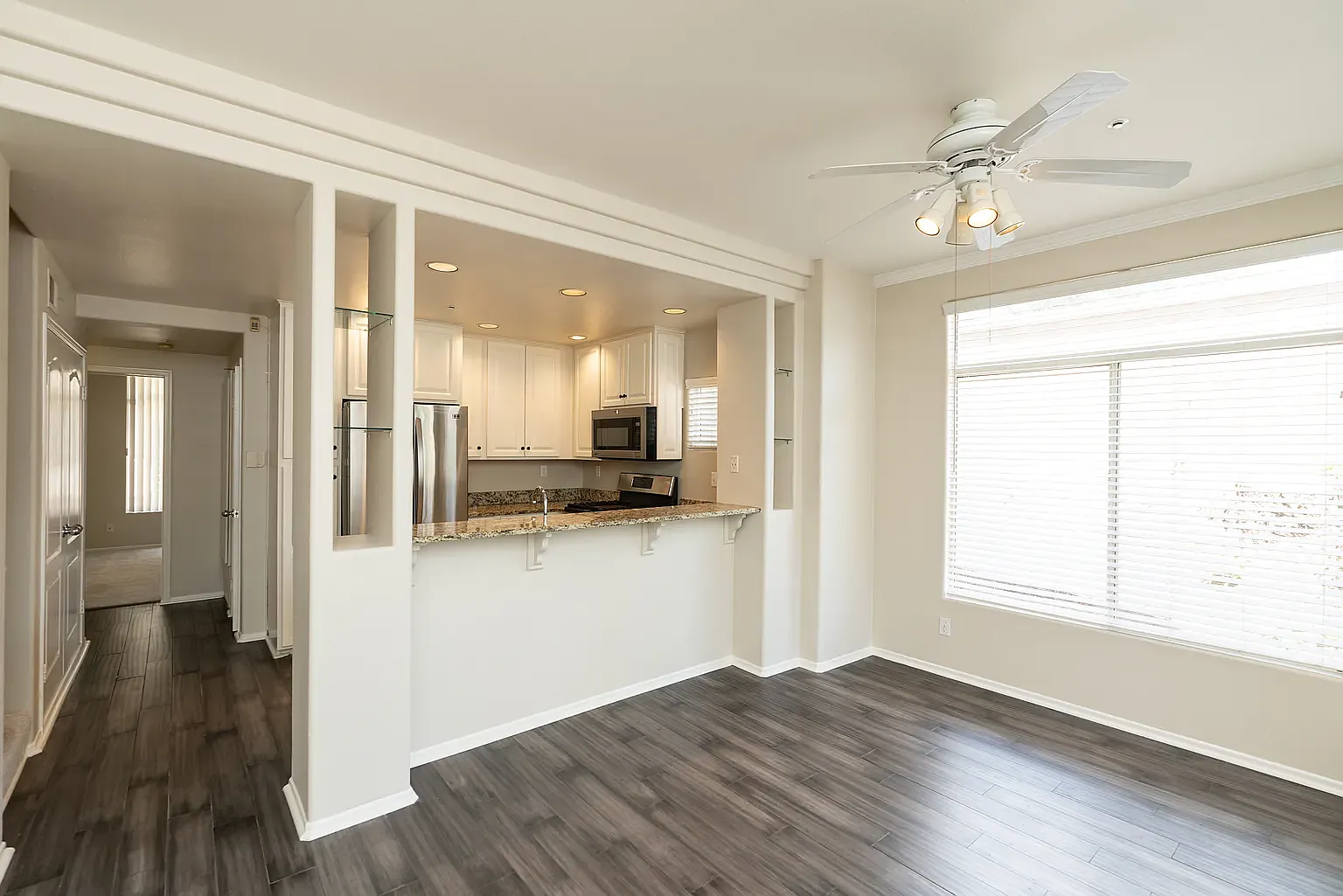 2 bed, 1191 sqft, $3,875 — Photo 4