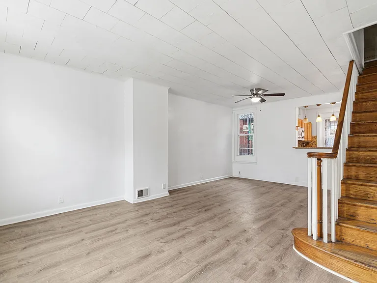 4120 N Darien St — Photo 12