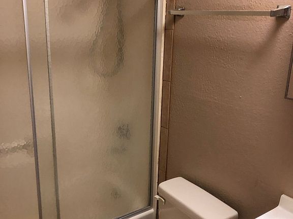 5th image of 449 N Ross St #14