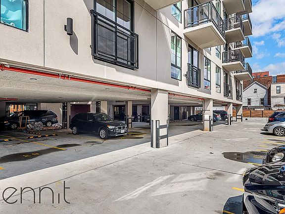 3rd image of 937 Rogers Ave #7C