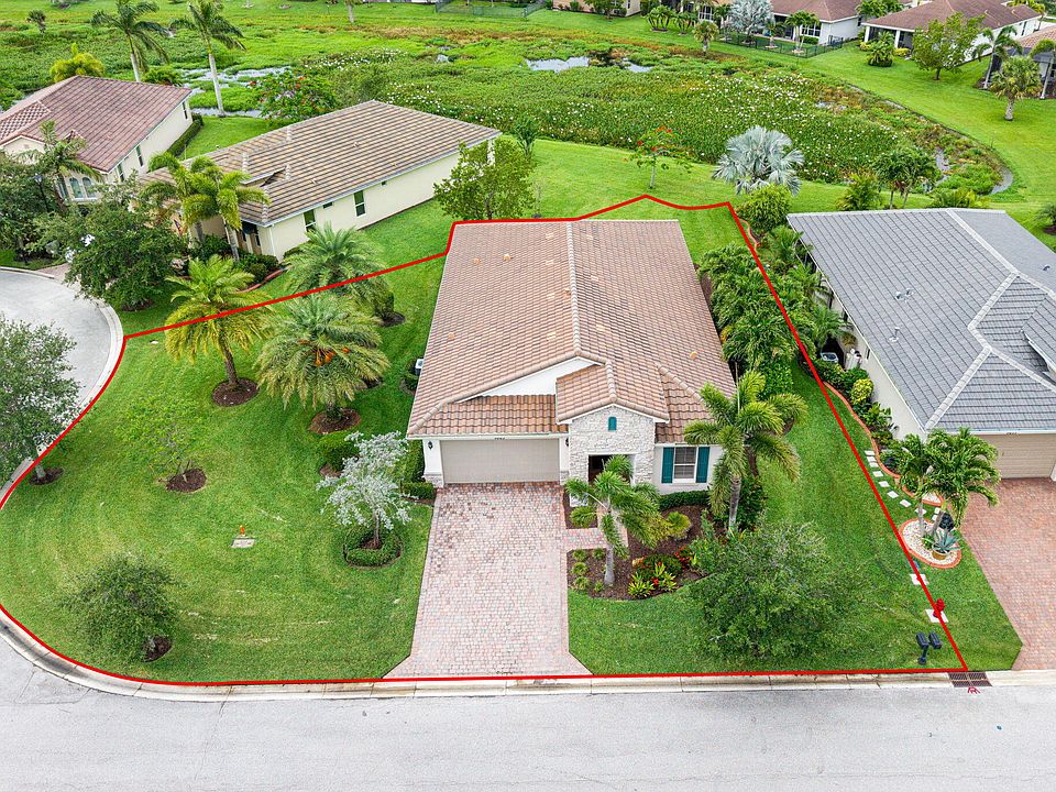 i C B　！9 9663 Elm Dr, Carmel, IN 46032 | Zillow