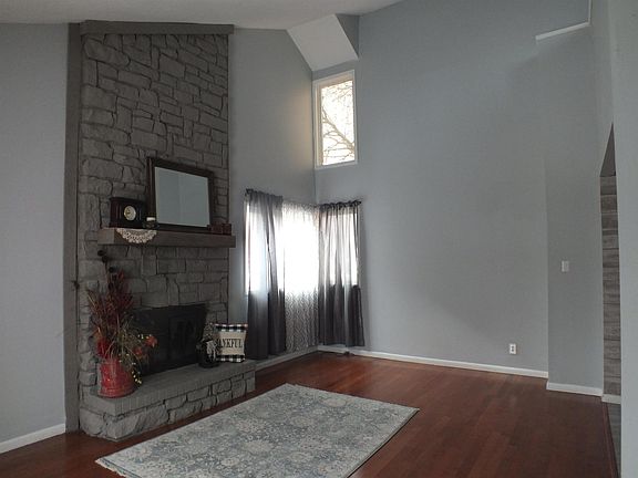 5th image of 2015 N Dragonfly Dr