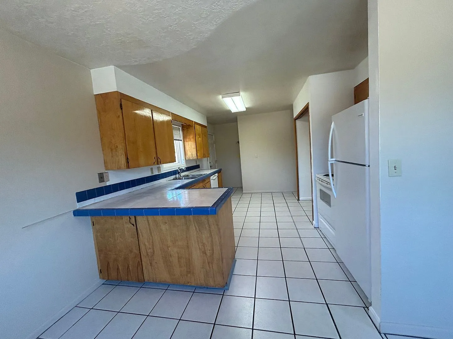 1345 Pleasant — Photo 3