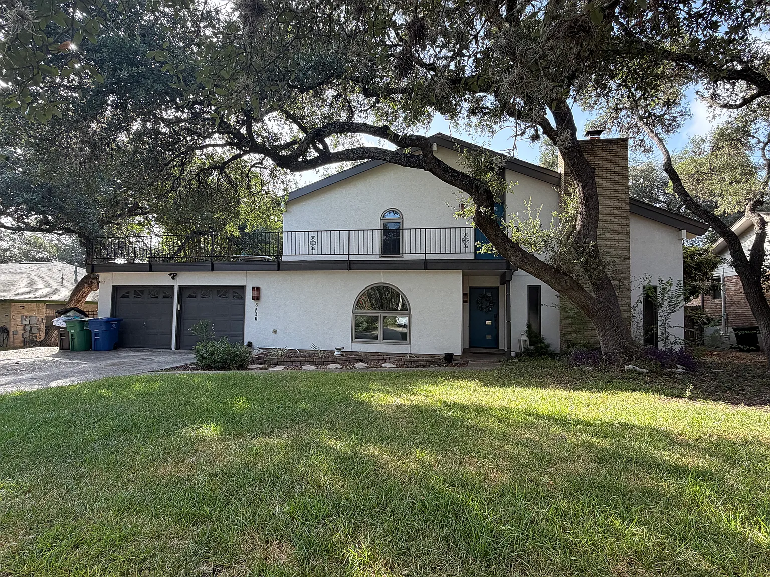 4 bed, 2161 sqft, $2,350 — Photo 1