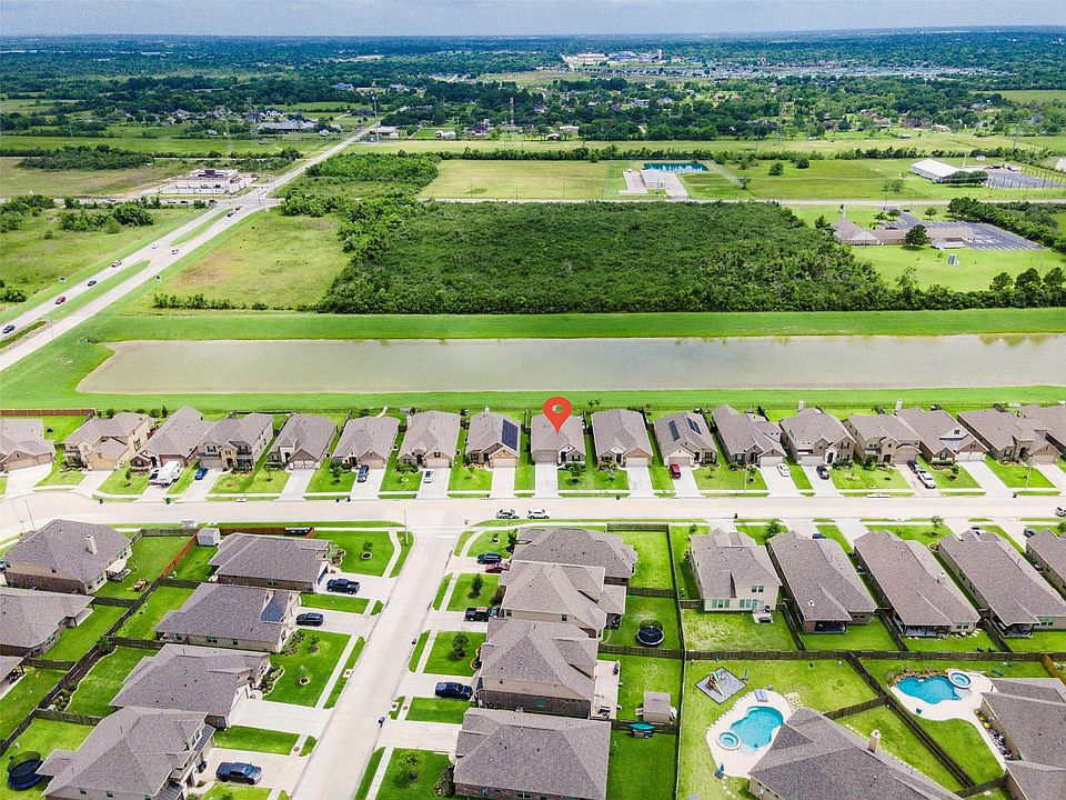 1st image of 3082 Camden Park Ln