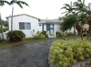 1950 NE 157th Ter, North Miami Beach, FL 33162