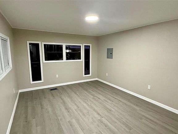 5th image of 4502 West Ln #A