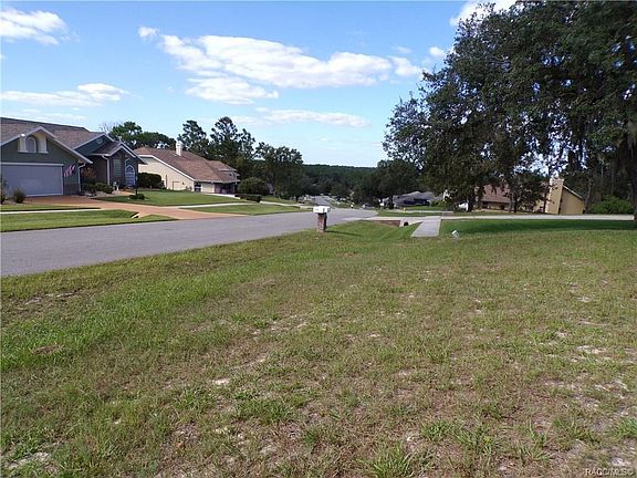 3rd image of 6187 N Whispering Oak Loop