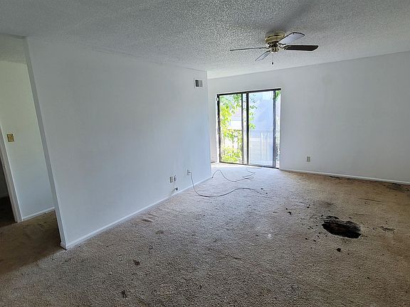 2nd image of 2112 Seven Oaks Dr
